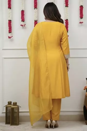 Yellow chanderi beautiful graceful ceremonial kurta set