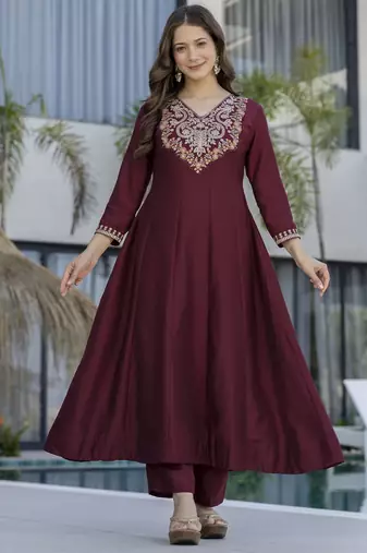 Maroon chinon beautiful graceful ceremonial kurta set