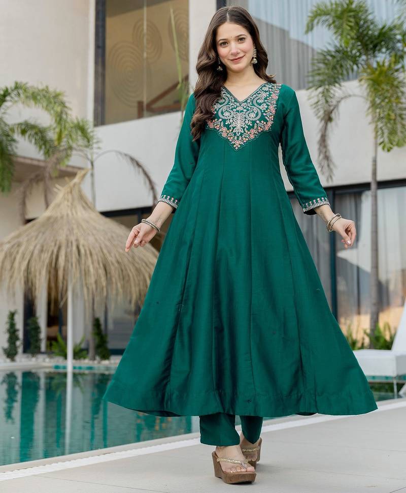 Rama chinon  fabric beautiful graceful ceremonial kurta set