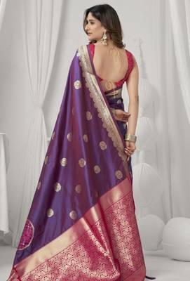Magenta soft silk blend saree with elegant fancy pom-pom pallu 2
