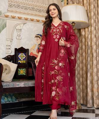 Maroon color beautiful readymade dress on muslin for graceful looks 4