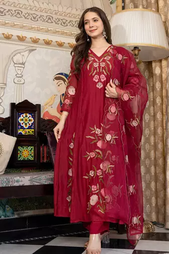 Maroon color beautiful readymade dress on muslin for graceful looks