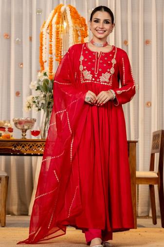 Red color beautiful partywear kurta set with dupatta for stylish looks
