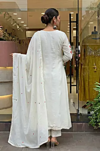 Off white color beautiful partywear kurta set with dupatta for stylish looks