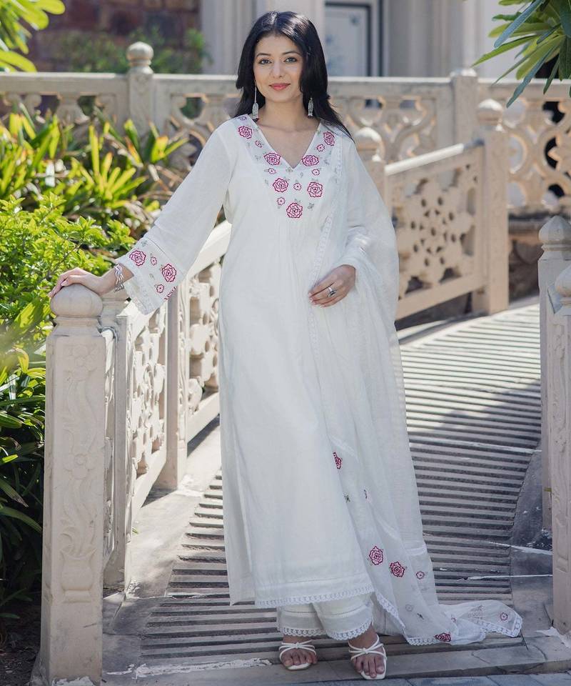 Off white color beautiful partywear kurta set with dupatta for stylish looks
