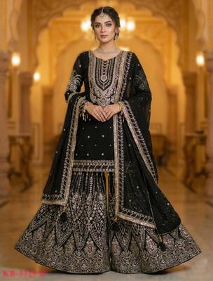 elegant georgette sleeveless gown with crepe inner 1