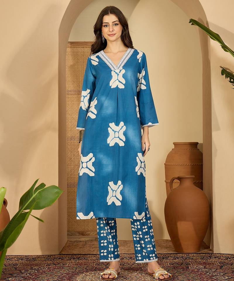 Classic kurta set for womens