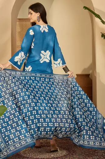 Classic kurta set for womens