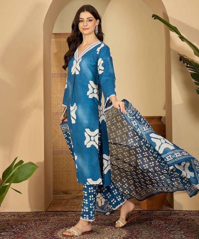 Classic kurta set for womens