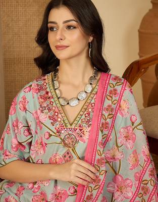 Printed kurta set 5