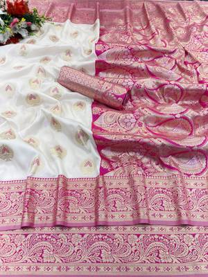 white silk blend kanjivaram zari woven saree with rich border 1