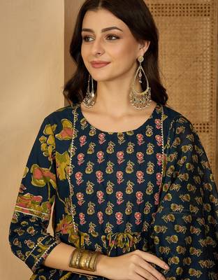 Flared printed kurta set for womens 5