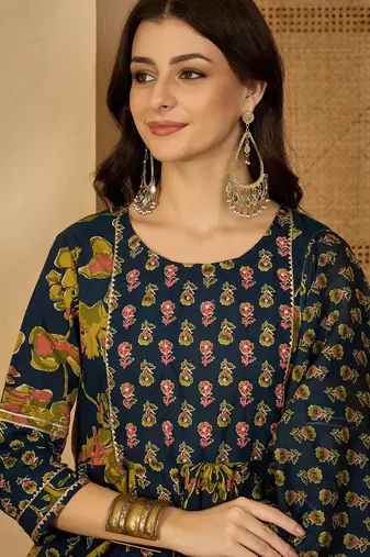 Flared printed kurta set for womens