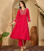 Embroidery kurta set