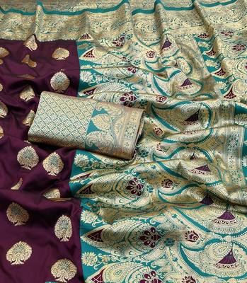 purple silk blend kanjivaram zari woven saree with rich border 3