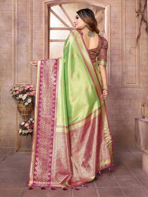 pista faux banarasi tissue silk blend ethnic jacquard weving ceremonial saree 2