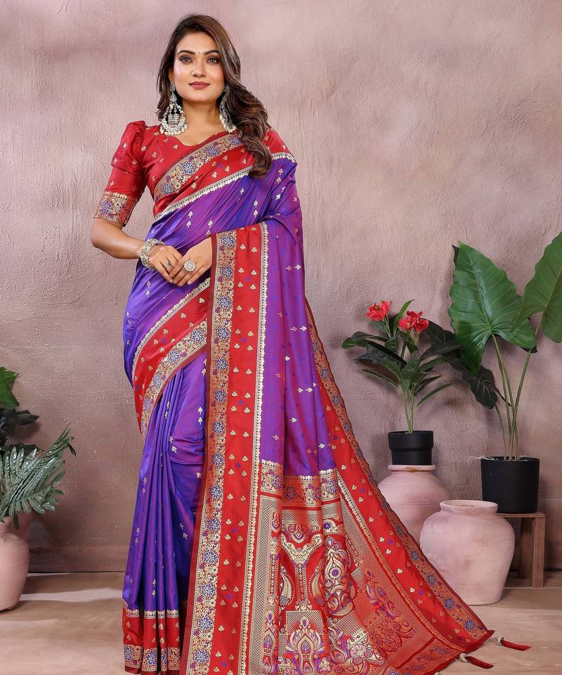 lavender color handloom silk blend fabric weaving designer ethnic partywear saree