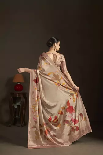 peach stylish digital printed silk blend crepe saree trendy looks