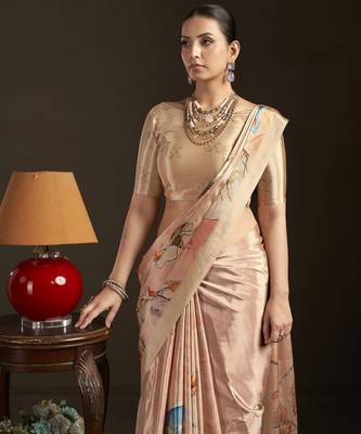 peach stylish digital printed silk blend crepe saree trendy looks 3