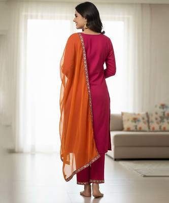 pink embroidered cotton kurta set with dupatta & pant 2