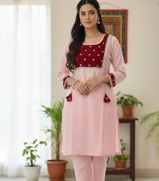 pink cotton woemsn kurta set with embroidered work