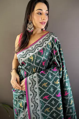 jacquard woven pattern dark green lichi soft silk banarasi saree