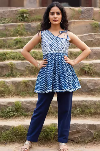 blue cotton kurta set with printed design