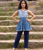 blue cotton kurta set with printed design