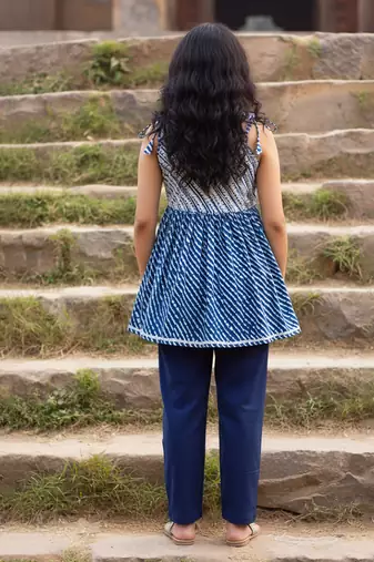 blue cotton kurta set with printed design
