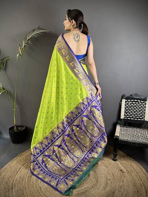 intricate motifs parrot green soft silk blend banarasi saree 2