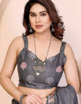 Grey rich manipuri silk blend kalamkari digital print saree with mirror work border 4