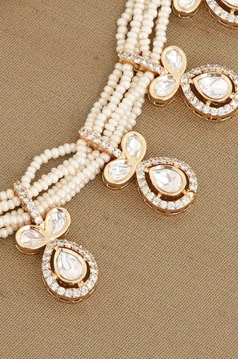 Gold plated kundan necklace set