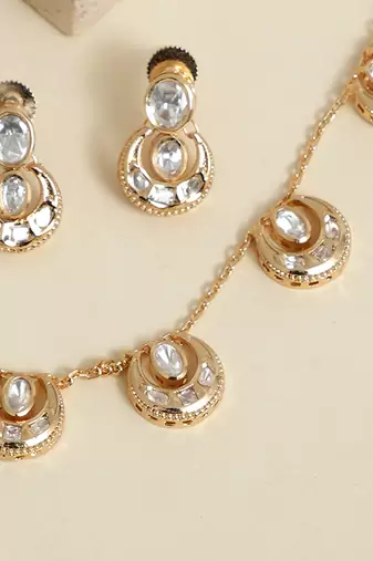 Gold plated kundan necklace set