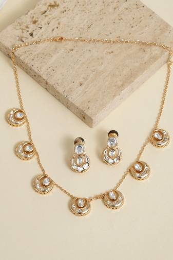 Gold plated kundan necklace set