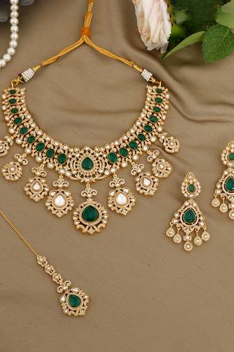 Gold plated kundan green stones necklace set