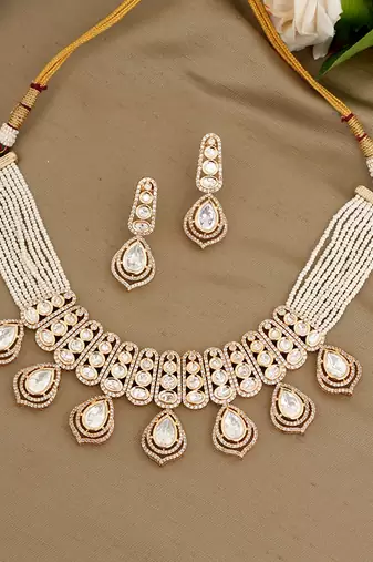 Gold plated kundan necklace set