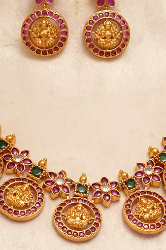 Gold plated temple necklace set