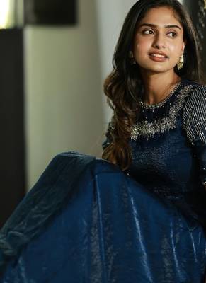 NAVY BLUE FRONT SLIT ANARKALI WITH SKIRT AND DUPATTA 1