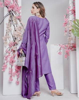 straight rayon kurta set with dupatta 4
