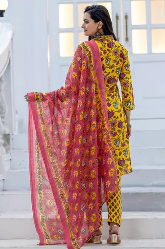 women   s yellow rayon printed kurta set