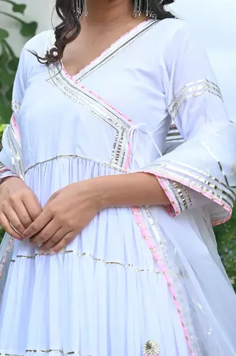 Gotta jaal snow white tired angrakha