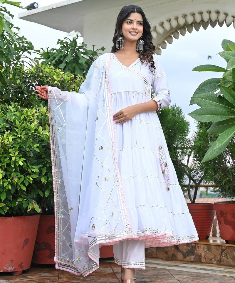 Gotta jaal snow white tired angrakha