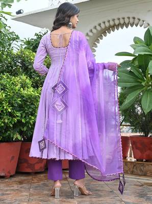Pansy lavender with gotta kaidar anarkali 3
