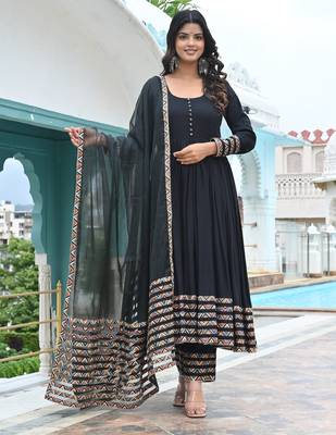 Night black with zig zag anarkali 1