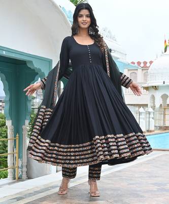 Night black with zig zag anarkali 4