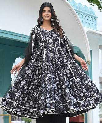 Black lily kalidar with lace work anarkali 4