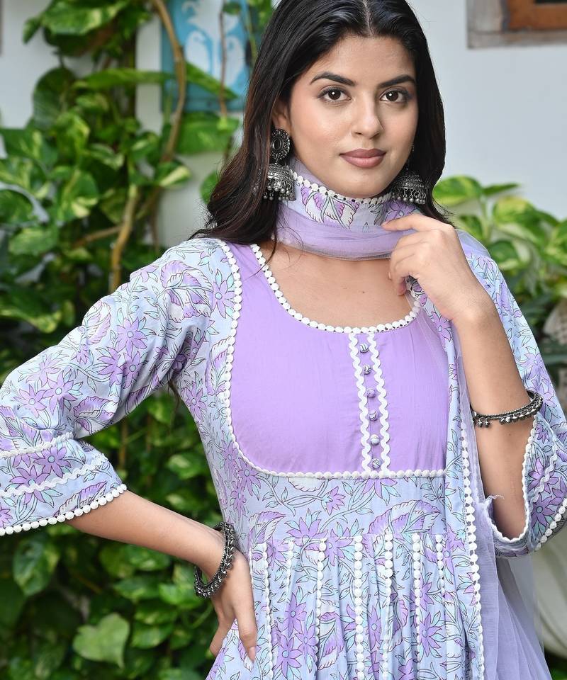 Sweet lilac floral kalidar with lace work anarkali