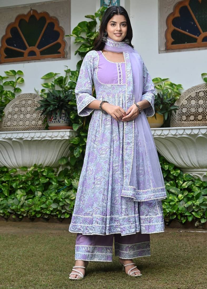 Sweet lilac floral kalidar with lace work anarkali