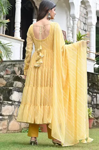 Smooth yellow leherya tired anarkali