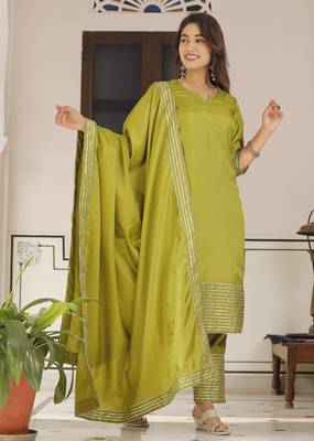 Yellow green suit set 4